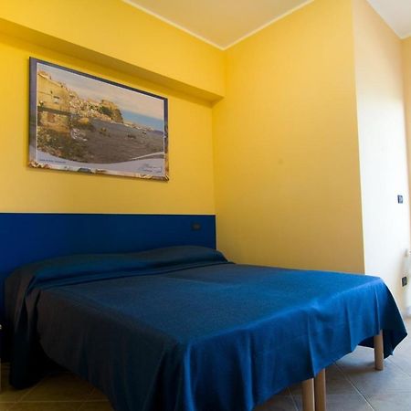 B&B Mare Nostrum Catona Di Reggio Calabria الغرفة الصورة